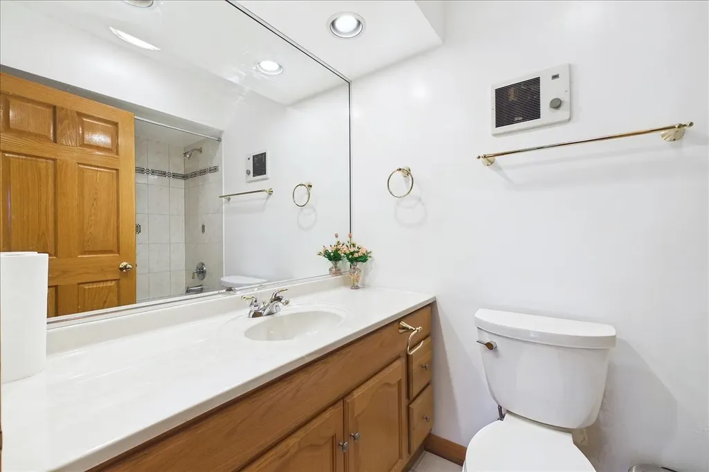 238 Westmoreland Drive Wilmette IL 60091