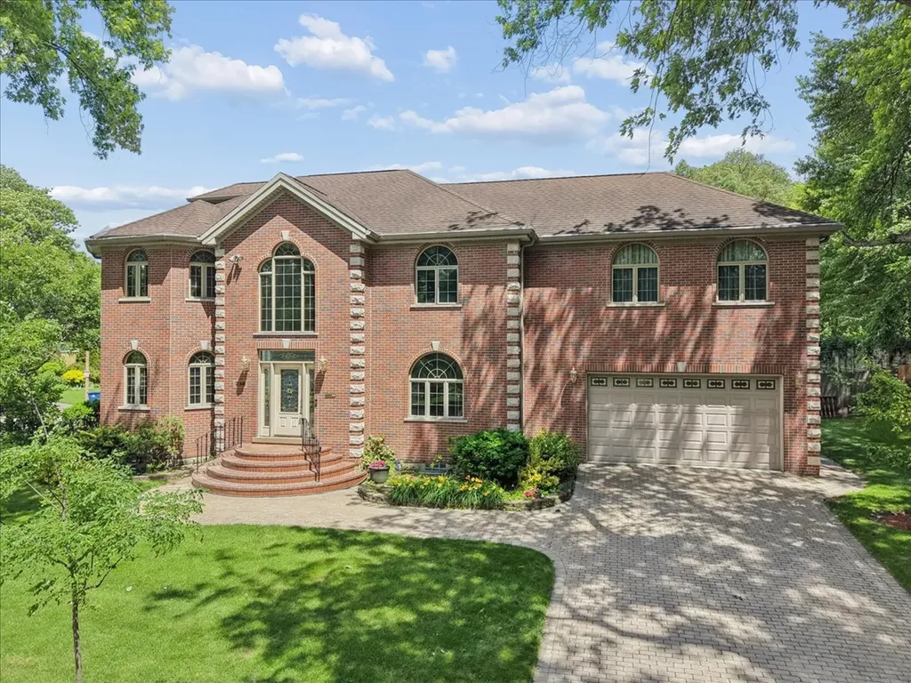 238 Westmoreland Drive Wilmette IL 60091