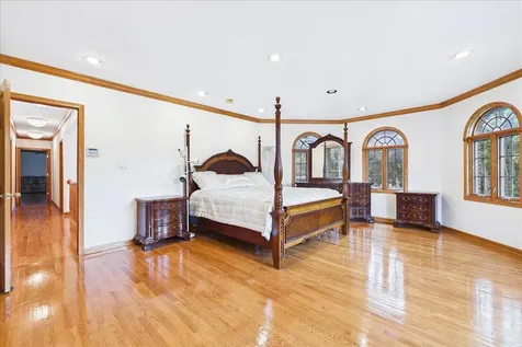 238 Westmoreland Drive Wilmette IL 60091