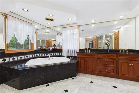 238 Westmoreland Drive Wilmette IL 60091