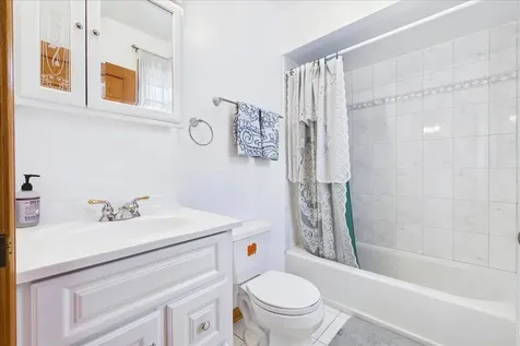 238 Westmoreland Drive Wilmette IL 60091