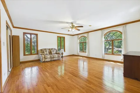 238 Westmoreland Drive Wilmette IL 60091