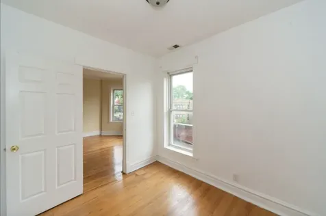 921 North Leclaire Avenue Chicago IL 60651