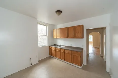 921 North Leclaire Avenue Chicago IL 60651