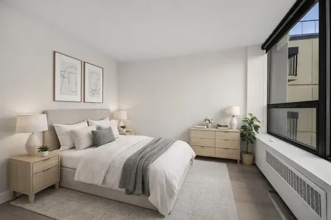 1360 North Sandburg Terrace Chicago IL 60610