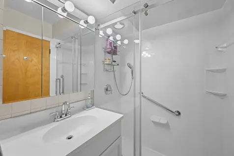 311 North Beverly Lane Arlington Heights IL 60004