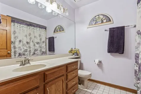 1155 Charter Oaks Drive Bartlett IL 60103