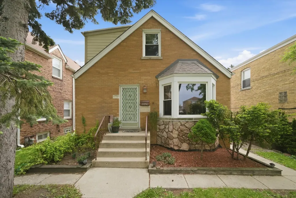 2537 Oak Street Franklin Park IL 60131