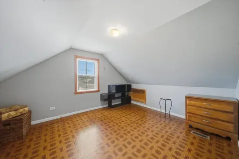 2537 Oak Street Franklin Park IL 60131
