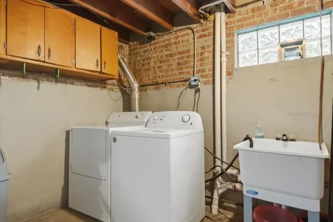 2537 Oak Street Franklin Park IL 60131