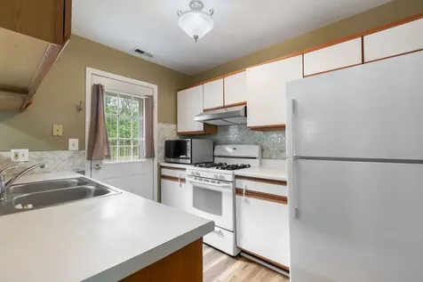 417 Newbury Drive Island Lake IL 60042