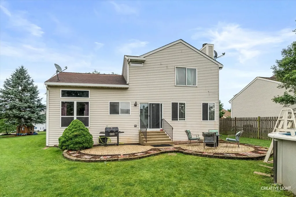 941 Taralon Trail Lake In The Hills IL 60156