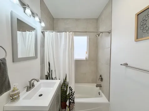 1419 North Paulina Street Chicago IL 60622