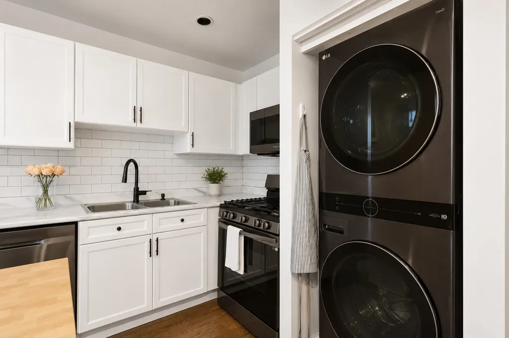 2300 West Wabansia Avenue Chicago IL 60647