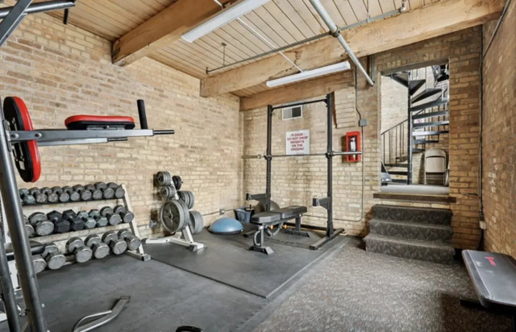 2300 West Wabansia Avenue Chicago IL 60647
