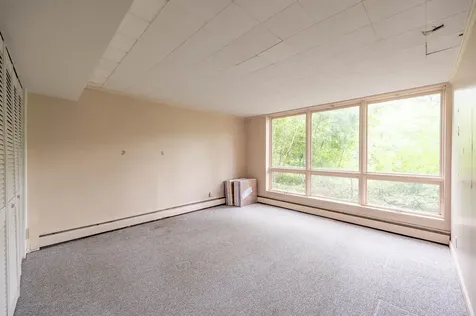341 Hickory Haven Drive E Gurnee IL 60031
