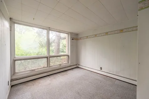 341 Hickory Haven Drive E Gurnee IL 60031