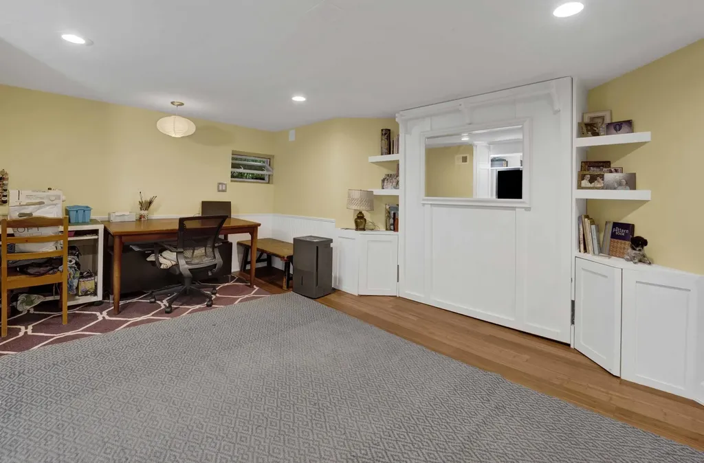 6043 North Keeler Avenue Chicago IL 60646