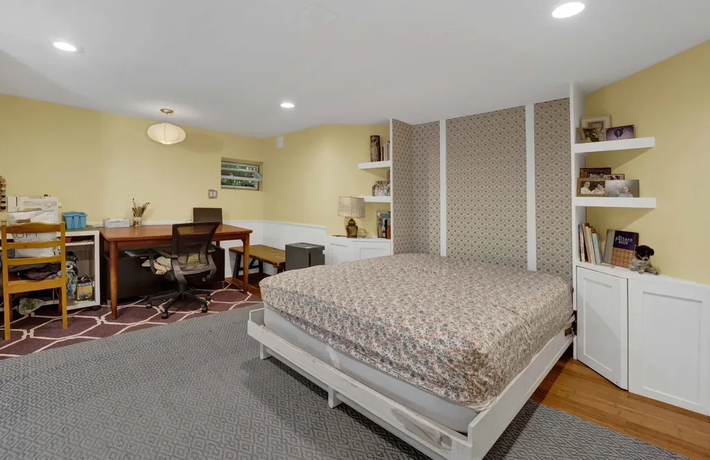 6043 North Keeler Avenue Chicago IL 60646