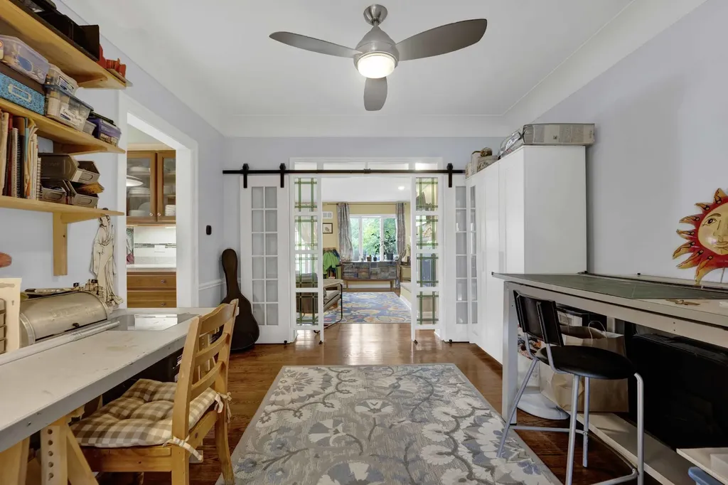 6043 North Keeler Avenue Chicago IL 60646