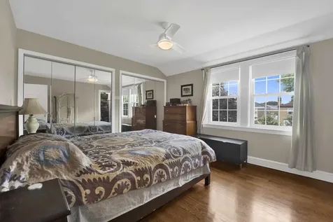 6043 North Keeler Avenue Chicago IL 60646