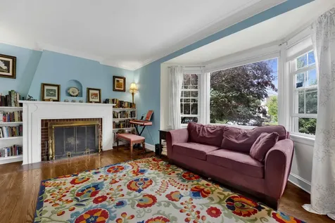 6043 North Keeler Avenue Chicago IL 60646