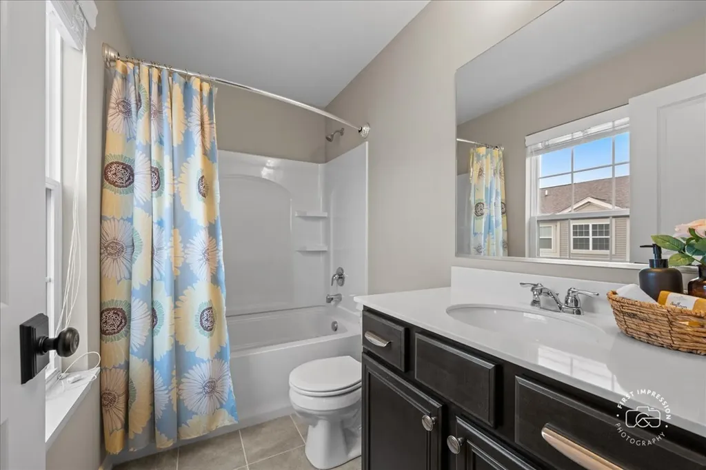 2945 Henley Lane Naperville IL 60540