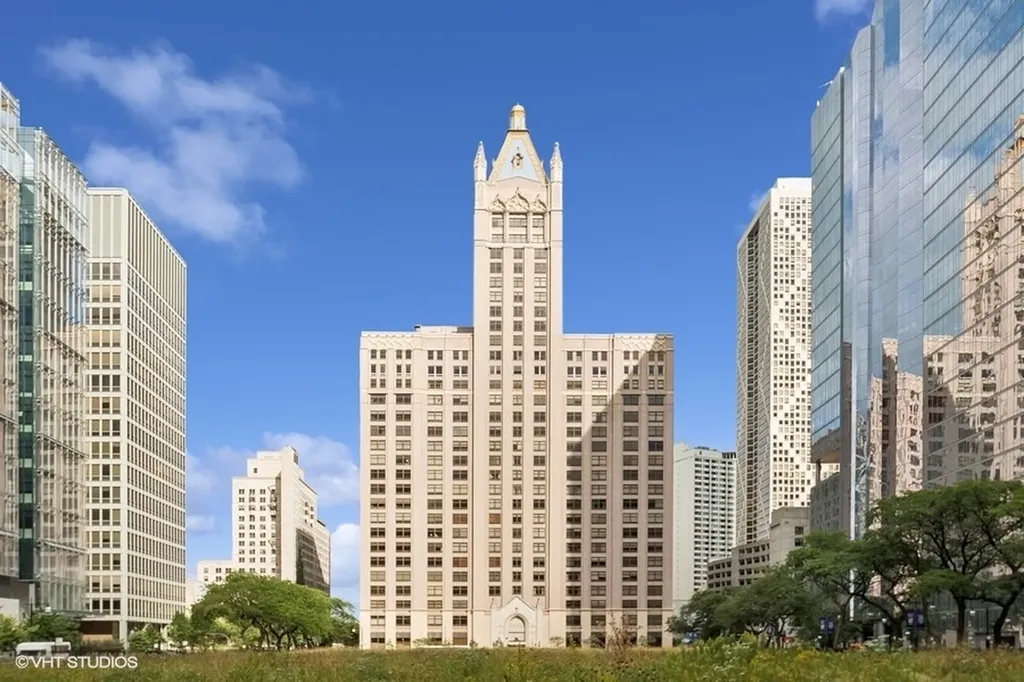 680 North Lake Shore Drive Chicago IL 60611
