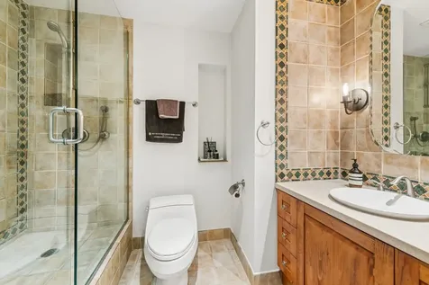 680 North Lake Shore Drive Chicago IL 60611