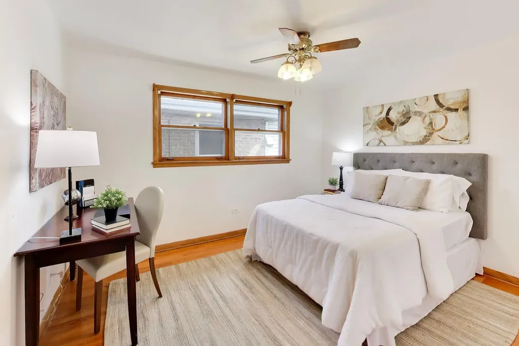 3439 South Hermitage Avenue Chicago IL 60608
