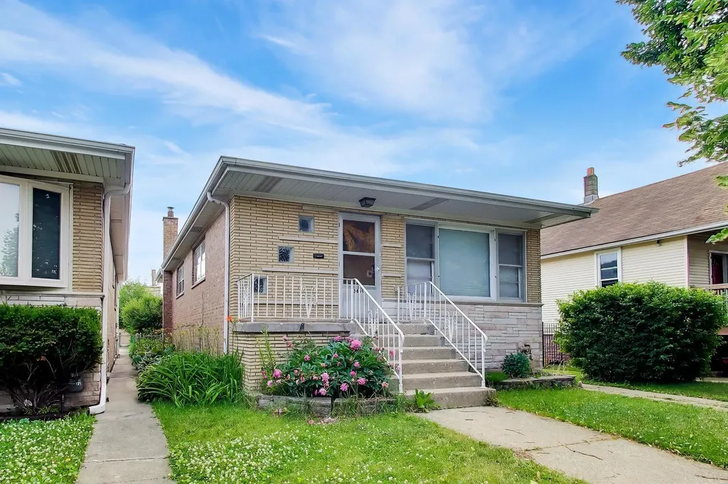 3439 South Hermitage Avenue Chicago IL 60608