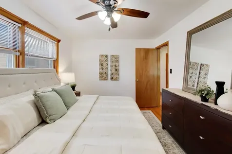 3439 South Hermitage Avenue Chicago IL 60608