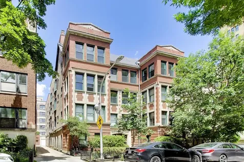 434 West Aldine Avenue Chicago IL 60657