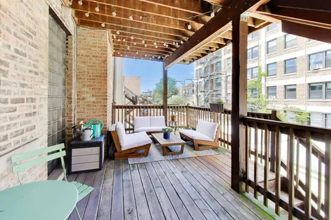 434 West Aldine Avenue Chicago IL 60657