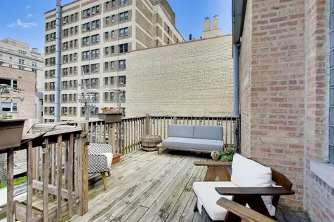 434 West Aldine Avenue Chicago IL 60657