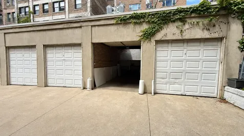 434 West Aldine Avenue Chicago IL 60657