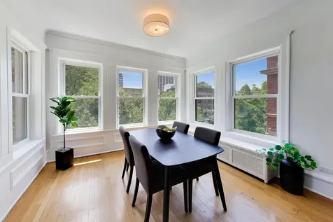 434 West Aldine Avenue Chicago IL 60657