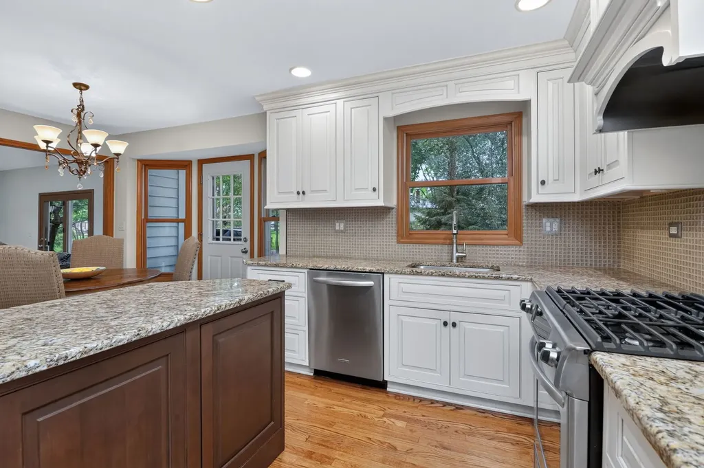 7806 Regency Grove Drive Darien IL 60561