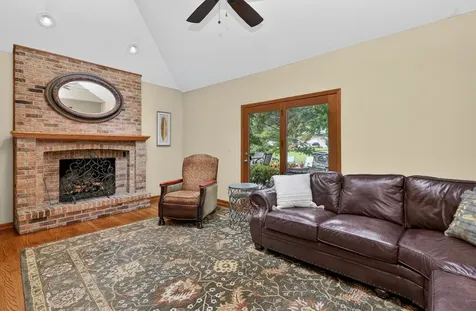 7806 Regency Grove Drive Darien IL 60561