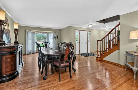 7806 Regency Grove Drive Darien IL 60561