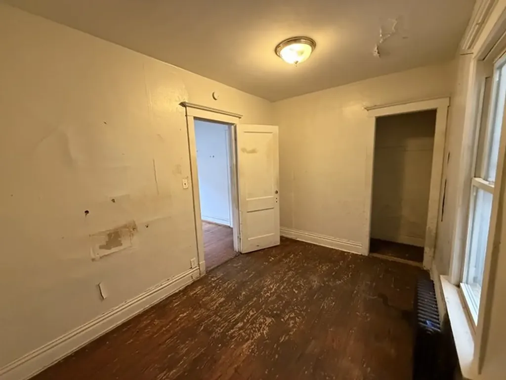 7514 South Rhodes Avenue Chicago IL 60619