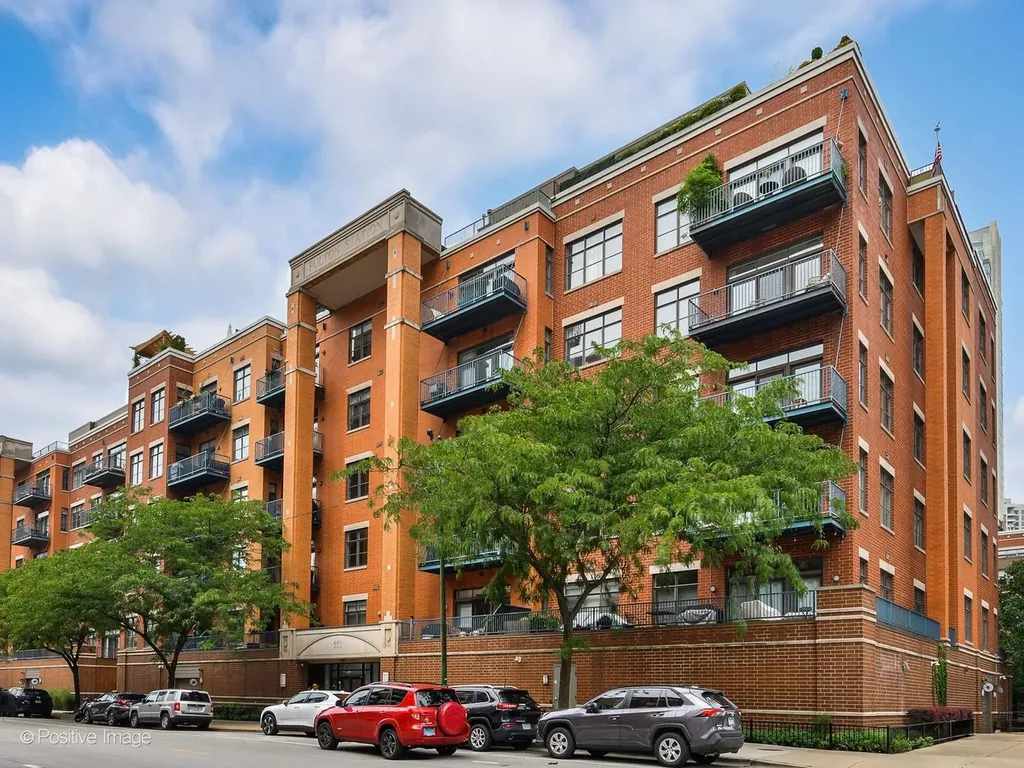 550 West Fulton Street Chicago IL 60661