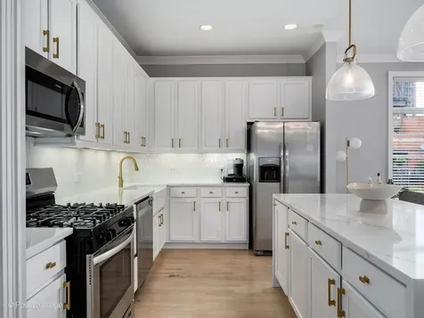 550 West Fulton Street Chicago IL 60661