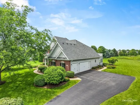40W850 Stonecrest Drive Elgin IL 60124