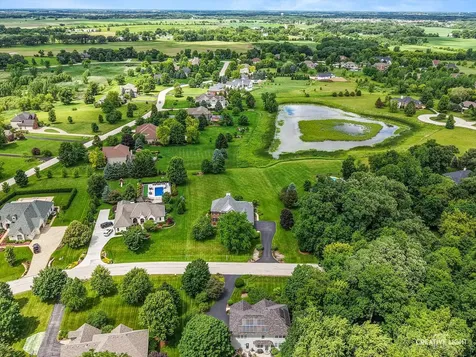 40W850 Stonecrest Drive Elgin IL 60124