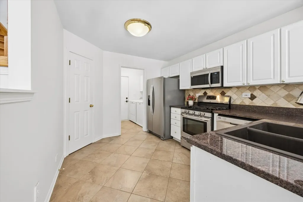 1763 Briggs Court Lisle IL 60532