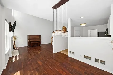 1763 Briggs Court Lisle IL 60532