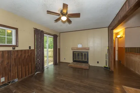 1572 Winnetka Street Dixon IL 61021