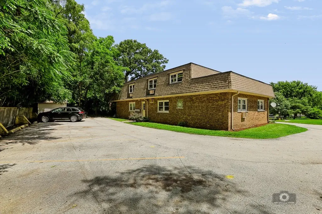 9761 Ravinia Lane Orland Park IL 60462