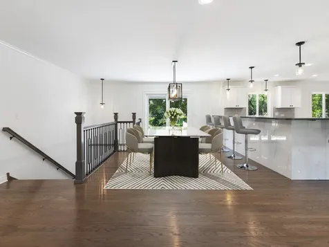 18 Lynn Drive Hawthorn Woods IL 60047